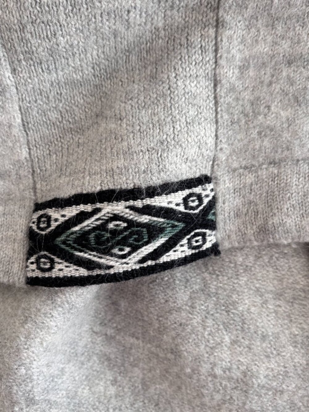 PAKA The Hoodie Alpaca Blend Sweater Unisex - Picture 7 of 12
